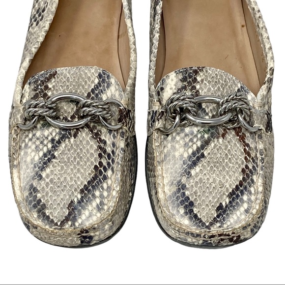 STUART WEITZMAN Snake & Chain Leather Loafers, EUC - Picture 4 of 11